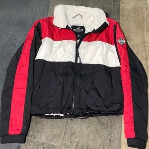 Hollister Comfy Windbreaker Size Medium
